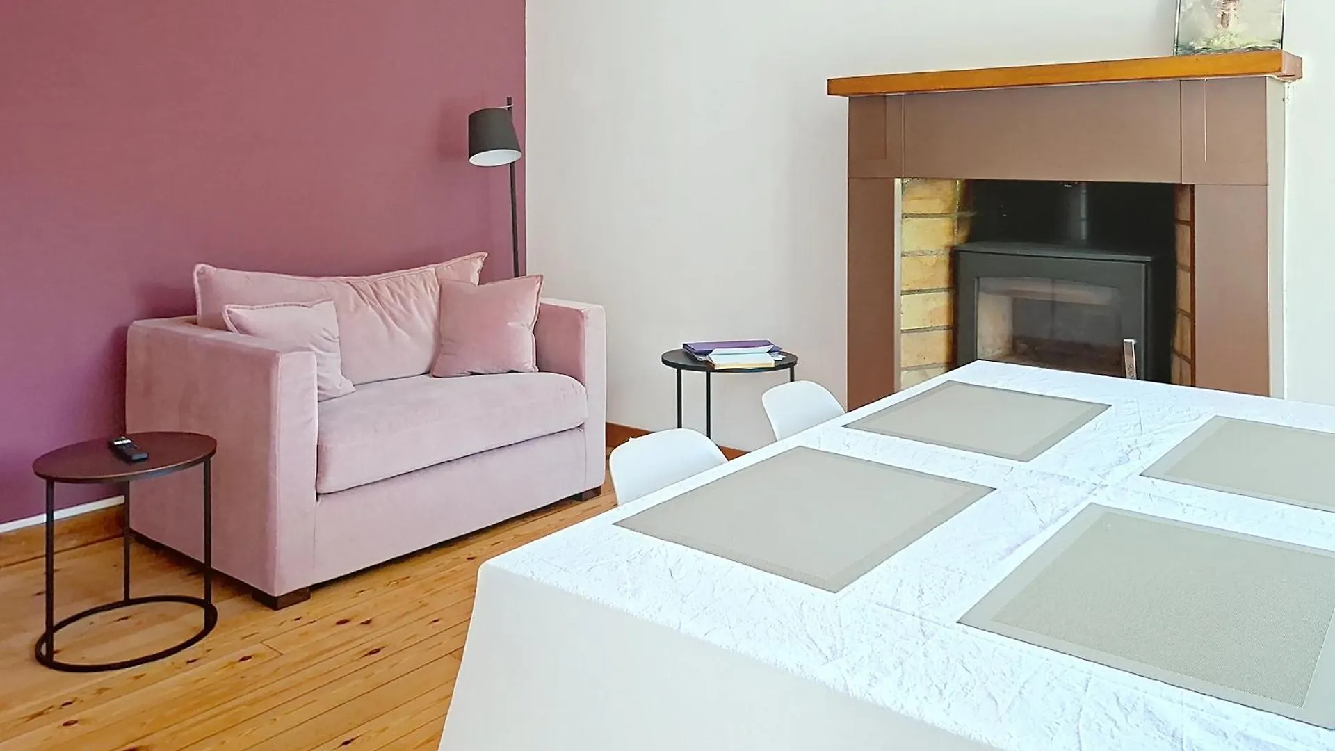 Petite Maison De Pecheur Dans Un Site Paradisiaque Ploulech
